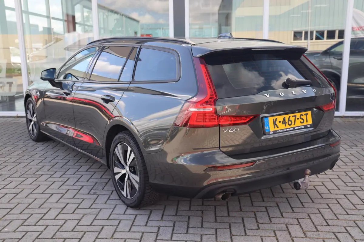 2.0 B3 Momentum Advantage|Automaat|Trekhaak|Applecarplay/android auto|Camera|Cruise control