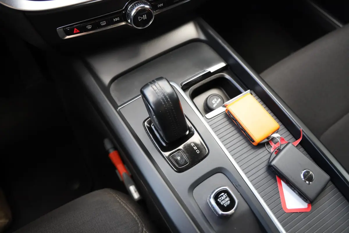 2.0 B3 Momentum Advantage|Automaat|Trekhaak|Applecarplay/android auto|Camera|Cruise control