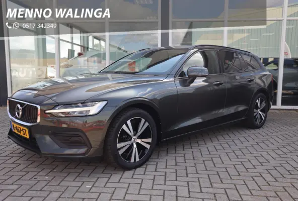2.0 B3 Momentum Advantage|Automaat|Trekhaak|Applecarplay/android auto|Camera|Cruise control
