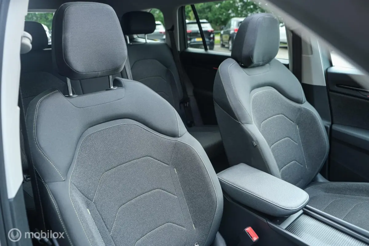 1.5 TSI PHEV Business Edition | Pano | Elec trekhaak | DAB+ | Camera | Chrystal Lightning | Memory | ACC | Sfeerverlichting | Stoelverwarming