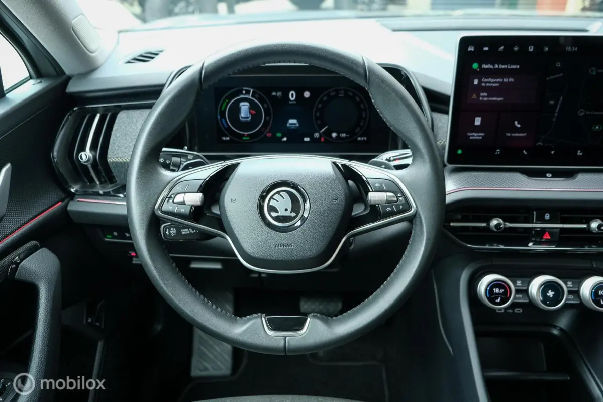 1.5 TSI PHEV Business Edition | Pano | Elec trekhaak | DAB+ | Camera | Chrystal Lightning | Memory | ACC | Sfeerverlichting | Stoelverwarming
