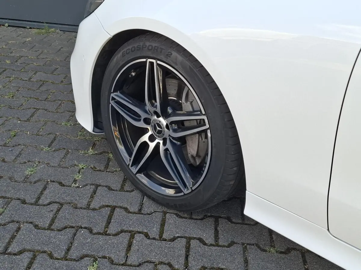 220 d Premium AMG / LEDER / BURMESTER / CRUISE / ENZ.