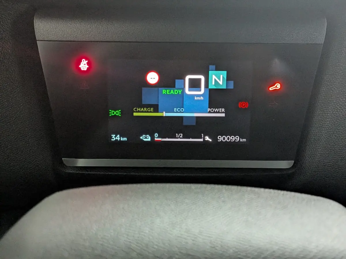Feel 50 kWh | Apple Carplay/Android Auto | Cruise control | Full-LED koplampen | SOH 90% | Apple Carplay/Android Auto|telefoonintegratie premium | Cruise control | Full-LED koplampen
