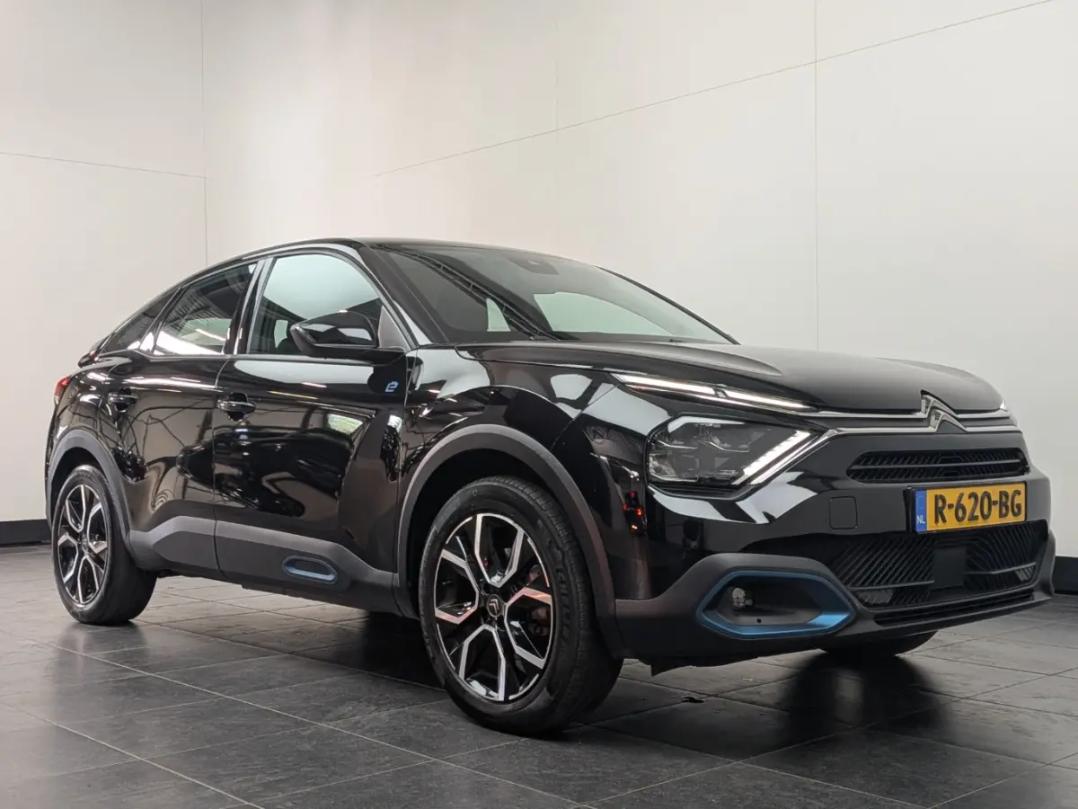 Feel 50 kWh | Apple Carplay/Android Auto | Cruise control | Full-LED koplampen | SOH 90% | Apple Carplay/Android Auto|telefoonintegratie premium | Cruise control | Full-LED koplampen