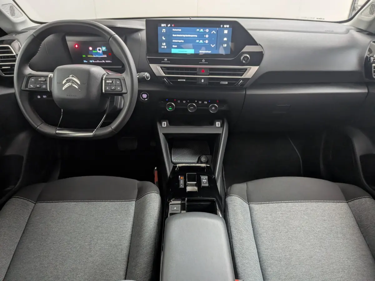 Feel 50 kWh | Apple Carplay/Android Auto | Cruise control | Full-LED koplampen | SOH 90% | Apple Carplay/Android Auto|telefoonintegratie premium | Cruise control | Full-LED koplampen