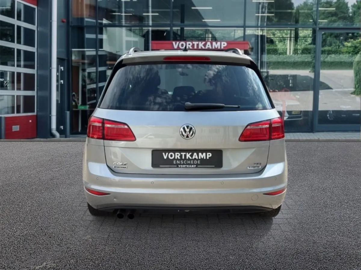 1.4 TSI DSG HIGHLINE PDC/ACC/CLIMA/STOELVERW/NAVI