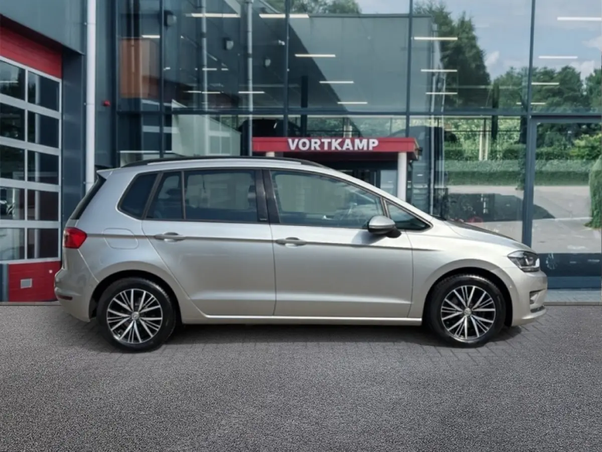 1.4 TSI DSG HIGHLINE PDC/ACC/CLIMA/STOELVERW/NAVI