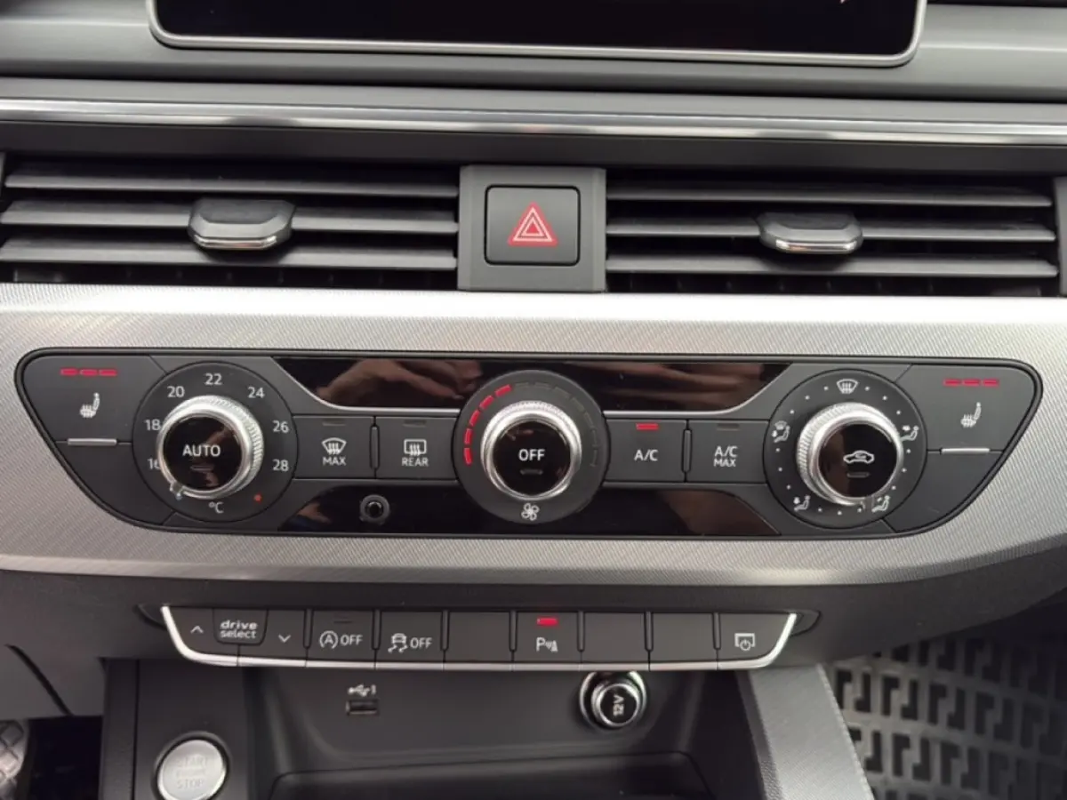 40 TFSI SPORT PDC/ELEK-KLEP/CRUISE/DIG-DASH/STOELVERW/NAVI