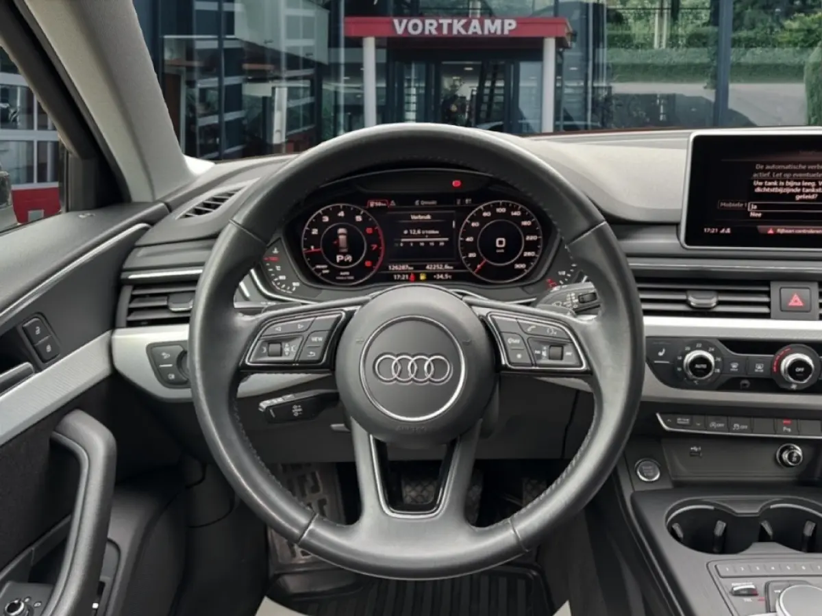 40 TFSI SPORT PDC/ELEK-KLEP/CRUISE/DIG-DASH/STOELVERW/NAVI