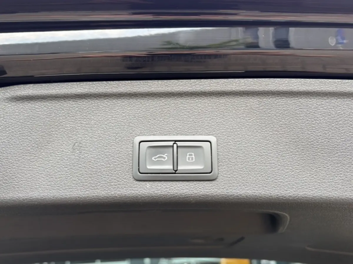 40 TFSI SPORT PDC/ELEK-KLEP/CRUISE/DIG-DASH/STOELVERW/NAVI