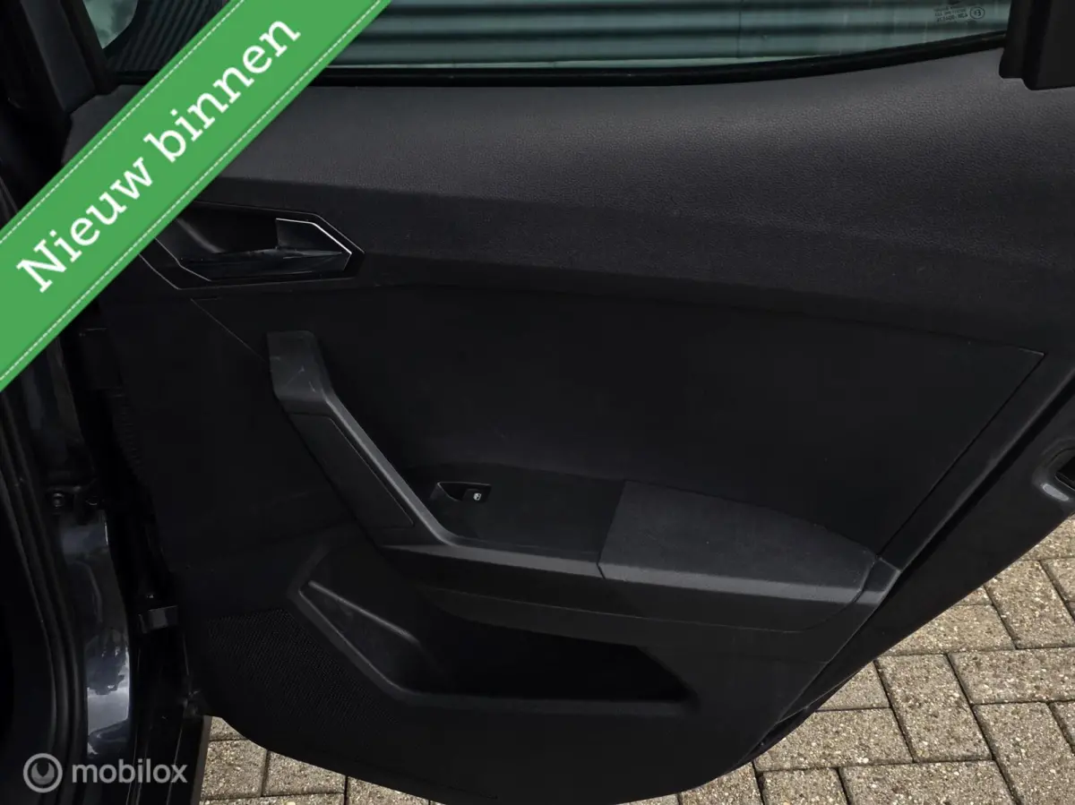 1.0 TSI Style Business Intense
