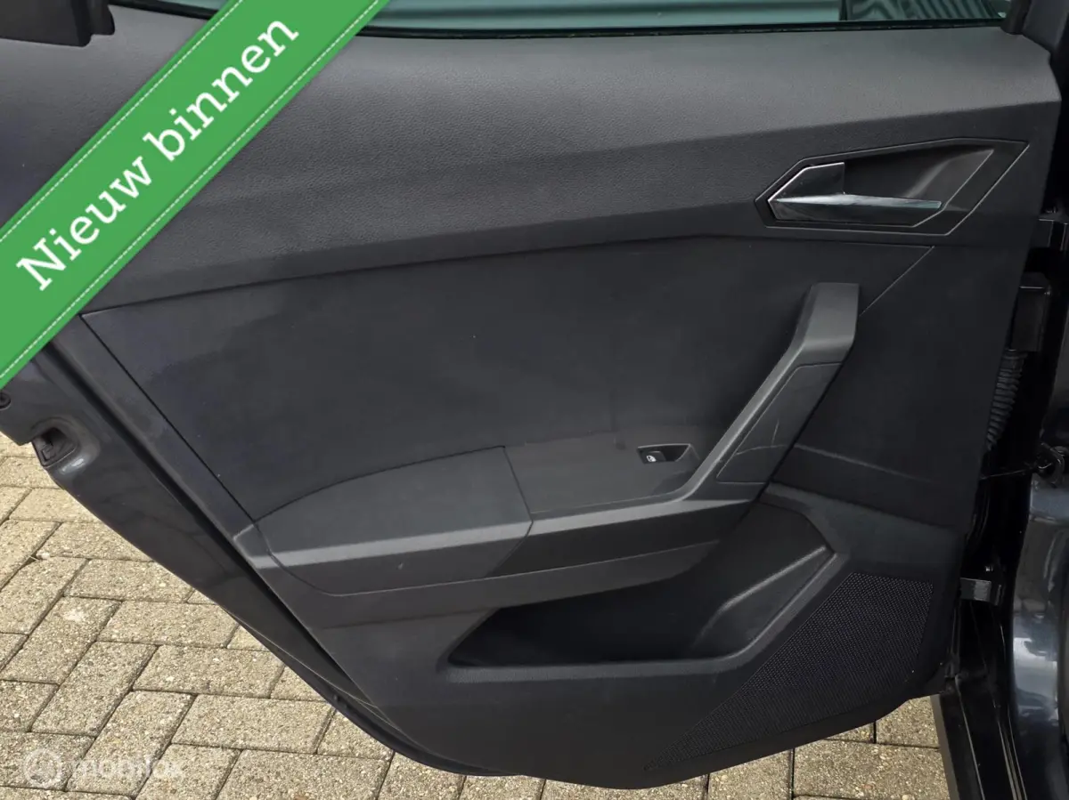 1.0 TSI Style Business Intense