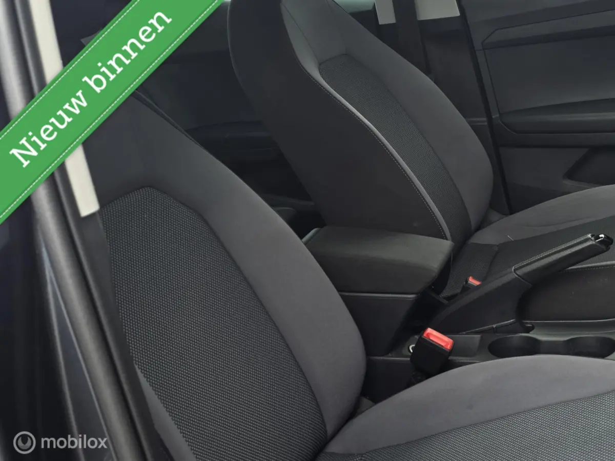 1.0 TSI Style Business Intense