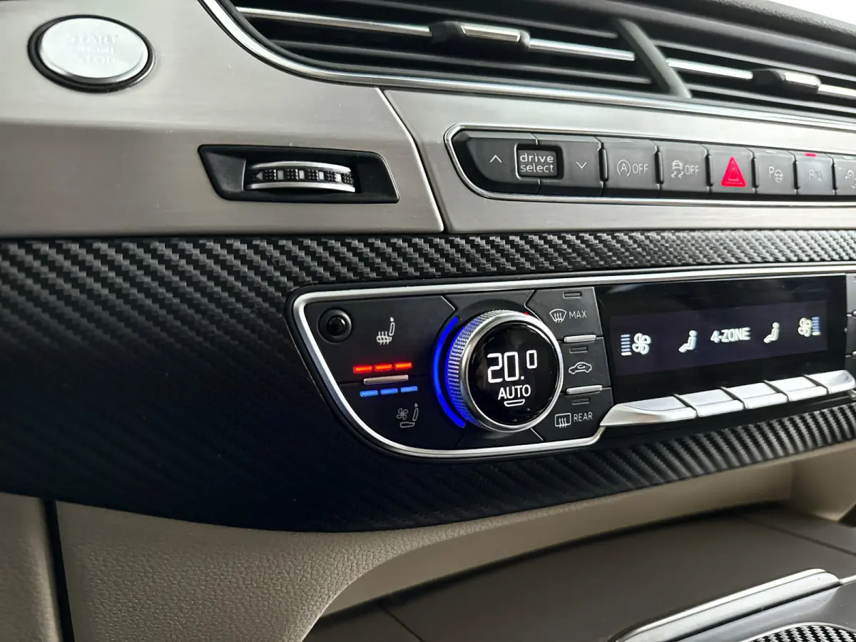3.0 TFSI quattro Pro Line + 7p | Panoramadak | Parkeercamera | Bose audio | Stoelventilatie | Trekhaak