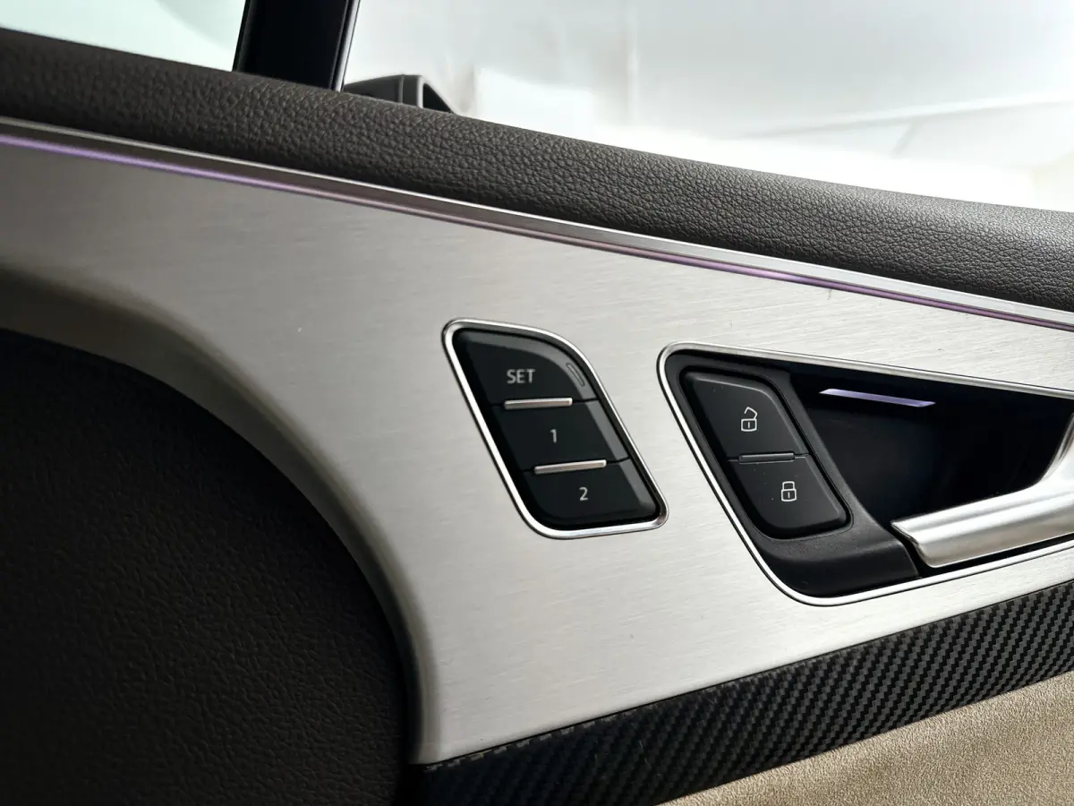 3.0 TFSI quattro Pro Line + 7p | Panoramadak | Parkeercamera | Bose audio | Stoelventilatie | Trekhaak