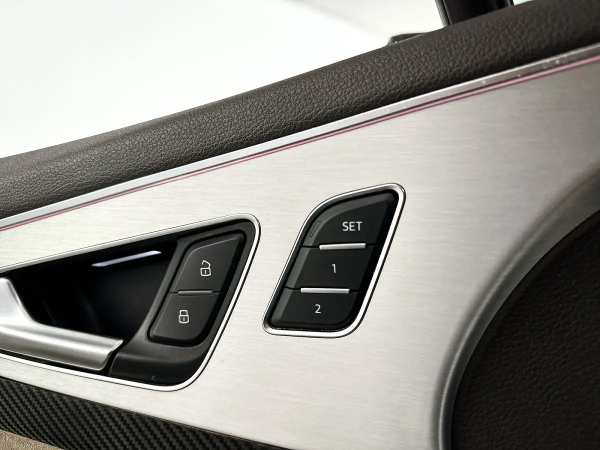 3.0 TFSI quattro Pro Line + 7p | Panoramadak | Parkeercamera | Bose audio | Stoelventilatie | Trekhaak