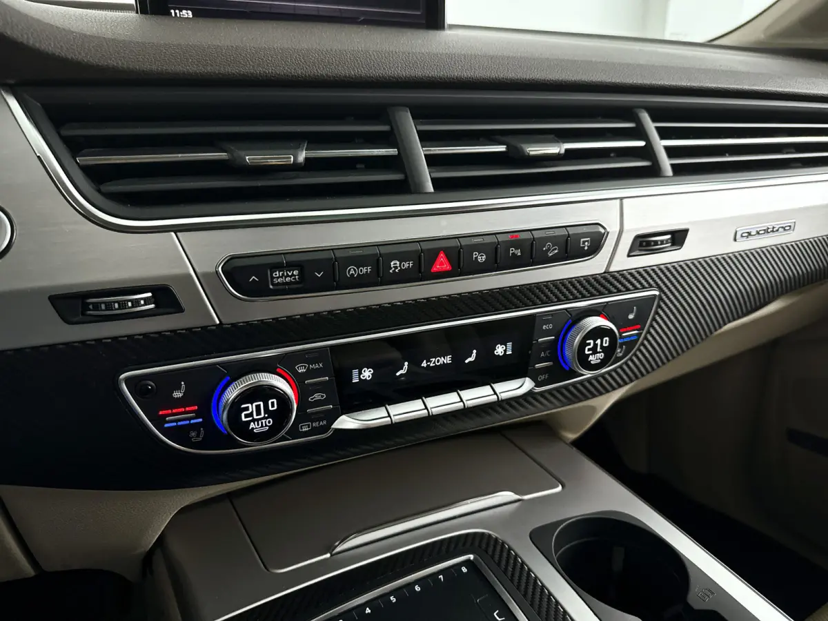 3.0 TFSI quattro Pro Line + 7p | Panoramadak | Parkeercamera | Bose audio | Stoelventilatie | Trekhaak