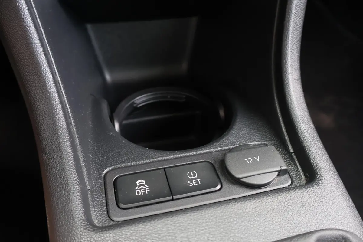 Up! 1.0 BMT move up! 2e Eigenaar | Dealer onderh | BTW | NL-Auto | Airco | Bluetooth | Multimedia | LED | Elek Ramen | Hill-Hold | Start/stop