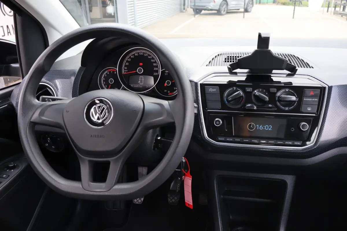 Up! 1.0 BMT move up! 2e Eigenaar | Dealer onderh | BTW | NL-Auto | Airco | Bluetooth | Multimedia | LED | Elek Ramen | Hill-Hold | Start/stop