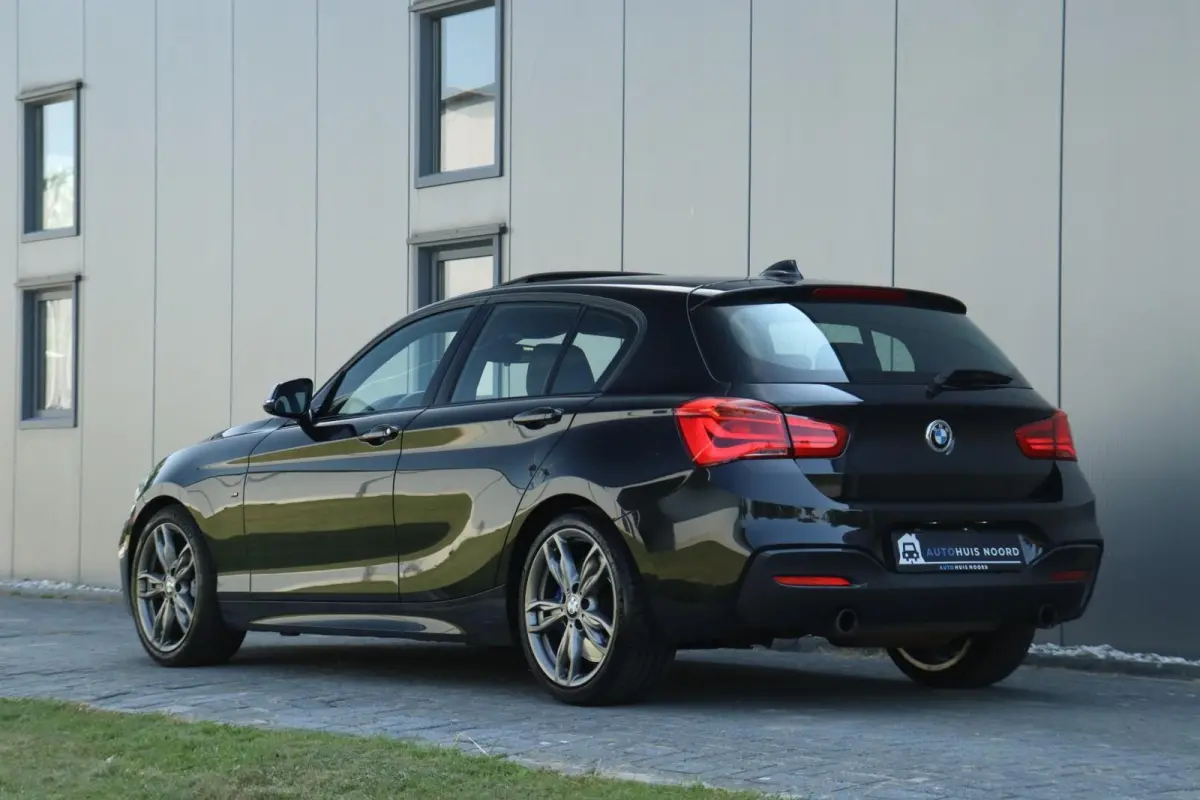 M140i LCI / VOL! / ORIGINEEL / xDrive / Camera / H&K / Pano / 18" / Navi!