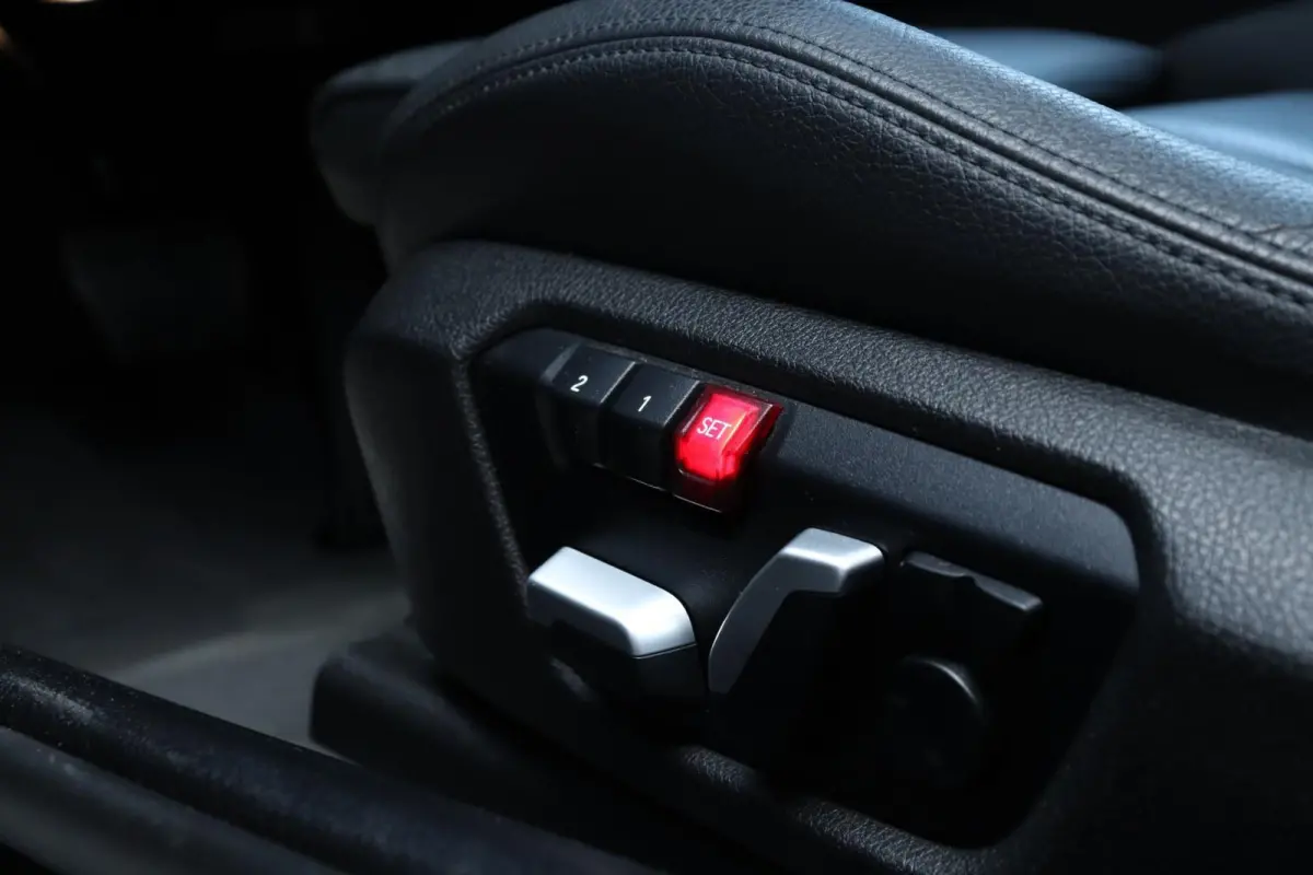 M140i LCI / VOL! / ORIGINEEL / xDrive / Camera / H&K / Pano / 18" / Navi!