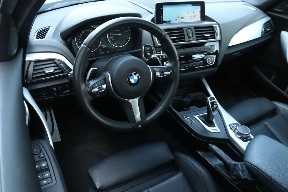 M140i LCI / VOL! / ORIGINEEL / xDrive / Camera / H&K / Pano / 18" / Navi!