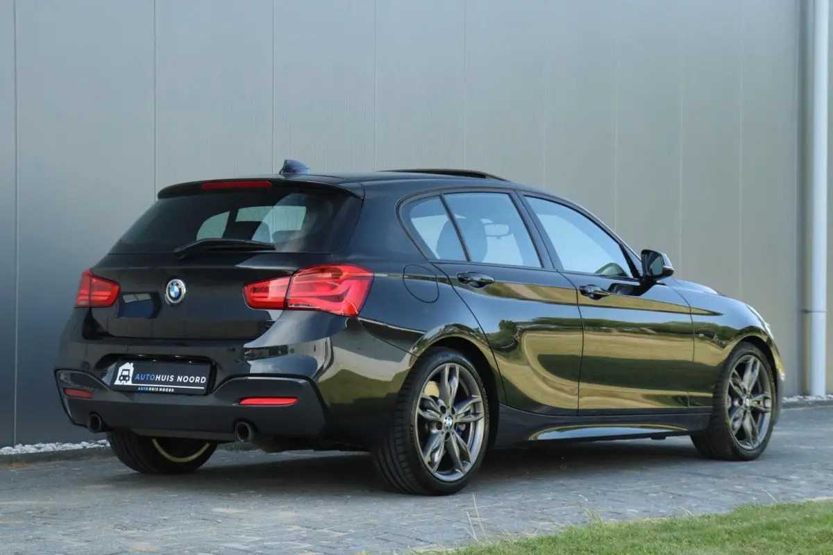 M140i LCI / VOL! / ORIGINEEL / xDrive / Camera / H&K / Pano / 18" / Navi!