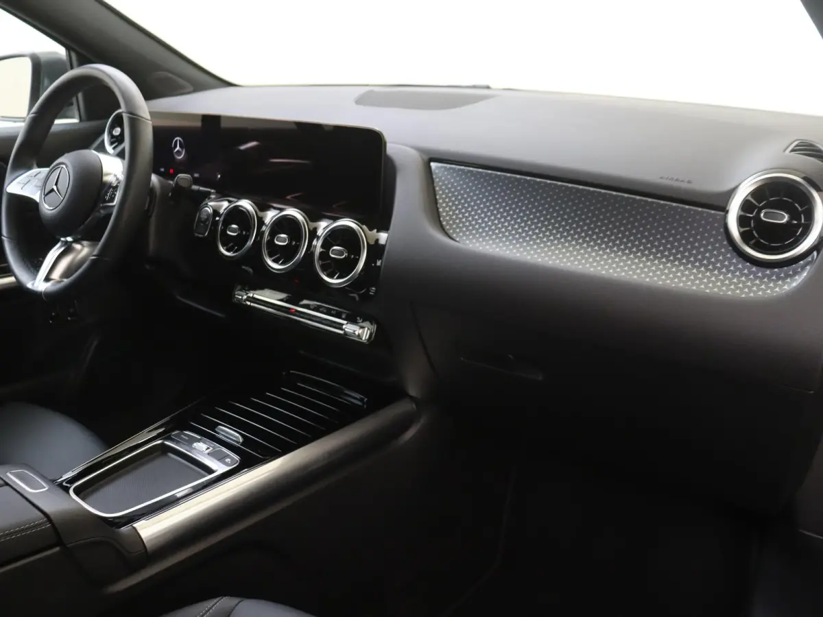 250 e Business Solution Luxury / Stoelverwarming / Achteruitrijcamera / Distronic / Smartphone-Intergratie /