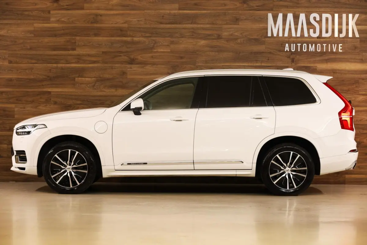 2.0 T8 Recharge AWD Inscription|7P|Pano|HUD|H&K|