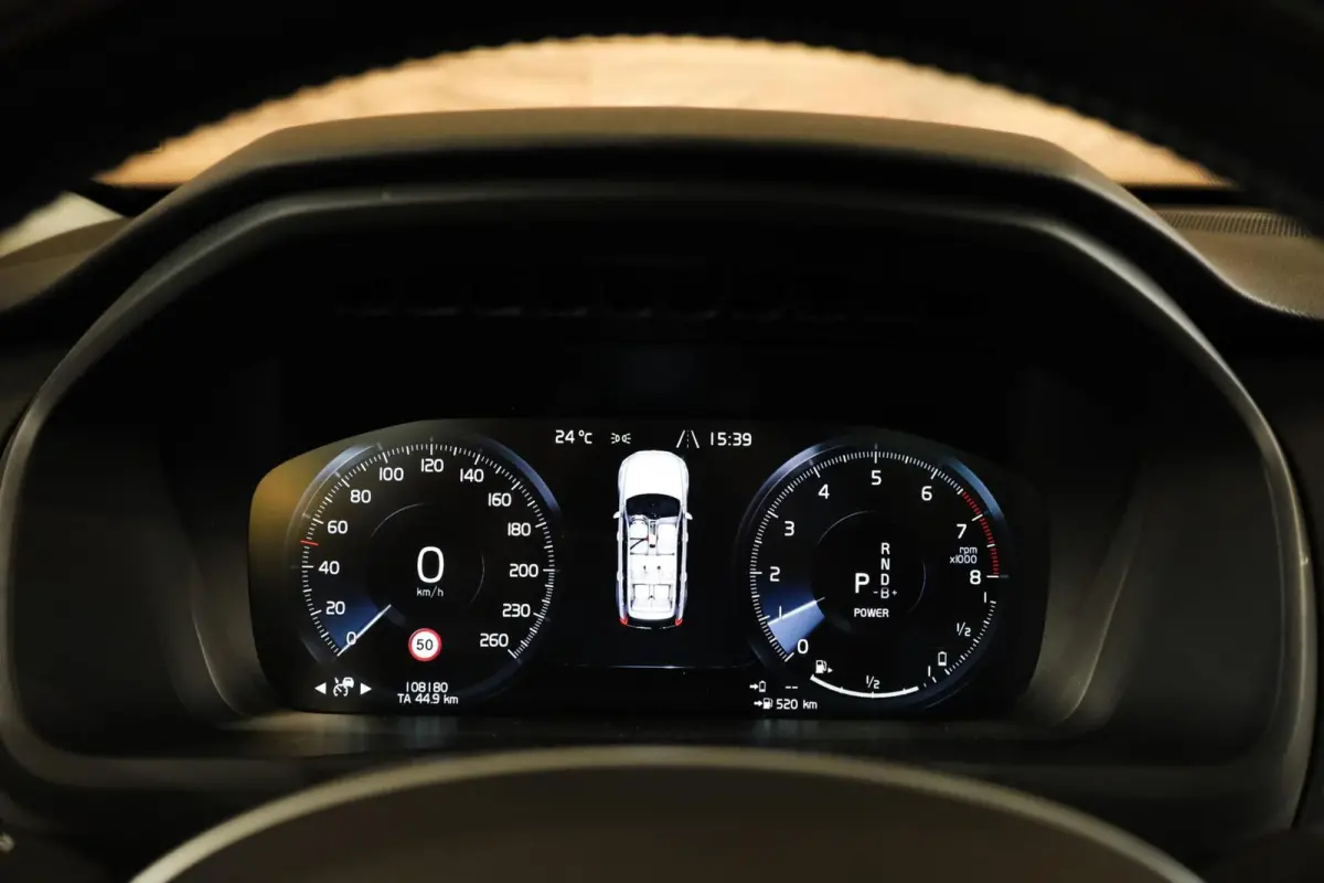 2.0 T8 Recharge AWD Inscription|7P|Pano|HUD|H&K|