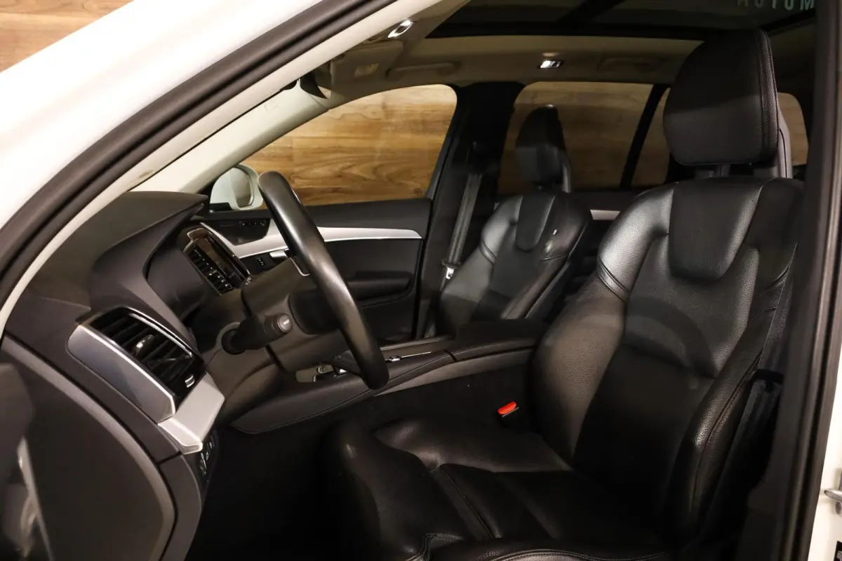 2.0 T8 Recharge AWD Inscription|7P|Pano|HUD|H&K|