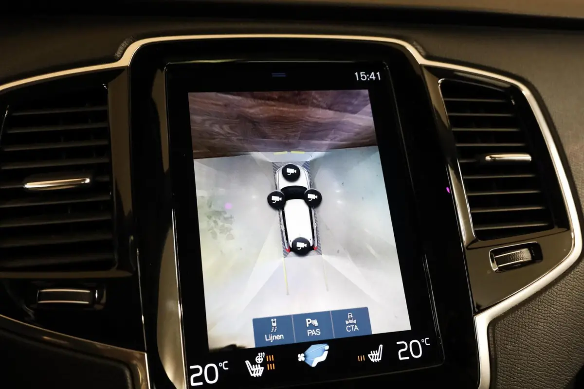 2.0 T8 Recharge AWD Inscription|7P|Pano|HUD|H&K|