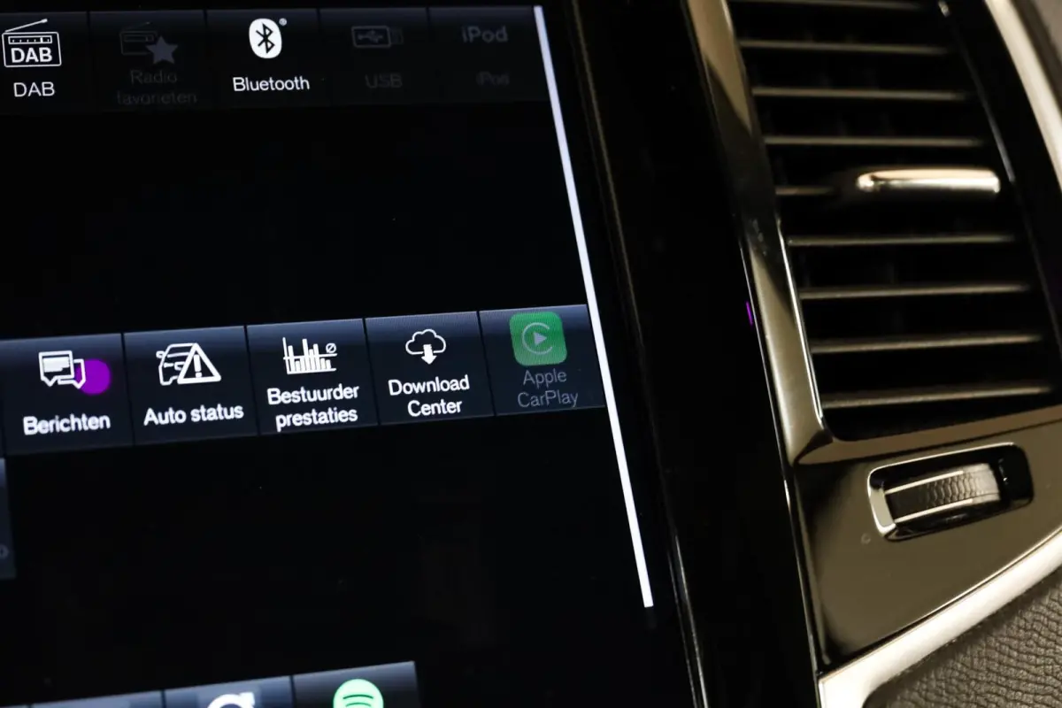 2.0 T8 Recharge AWD Inscription|7P|Pano|HUD|H&K|
