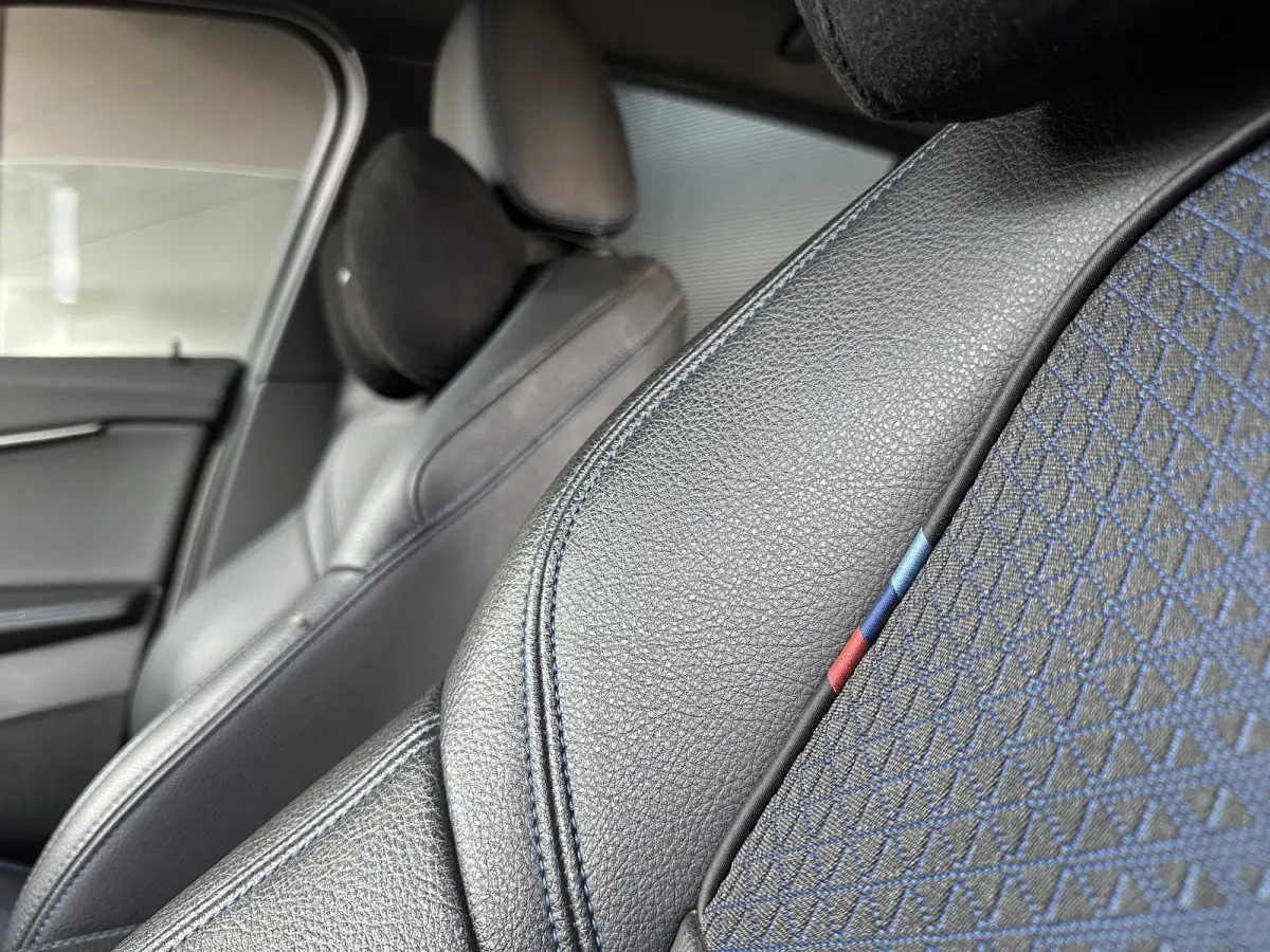 118i | M-Sport | AUT | 5-Deurs | HiFi | Performance | CarPlay | Navi PRO |