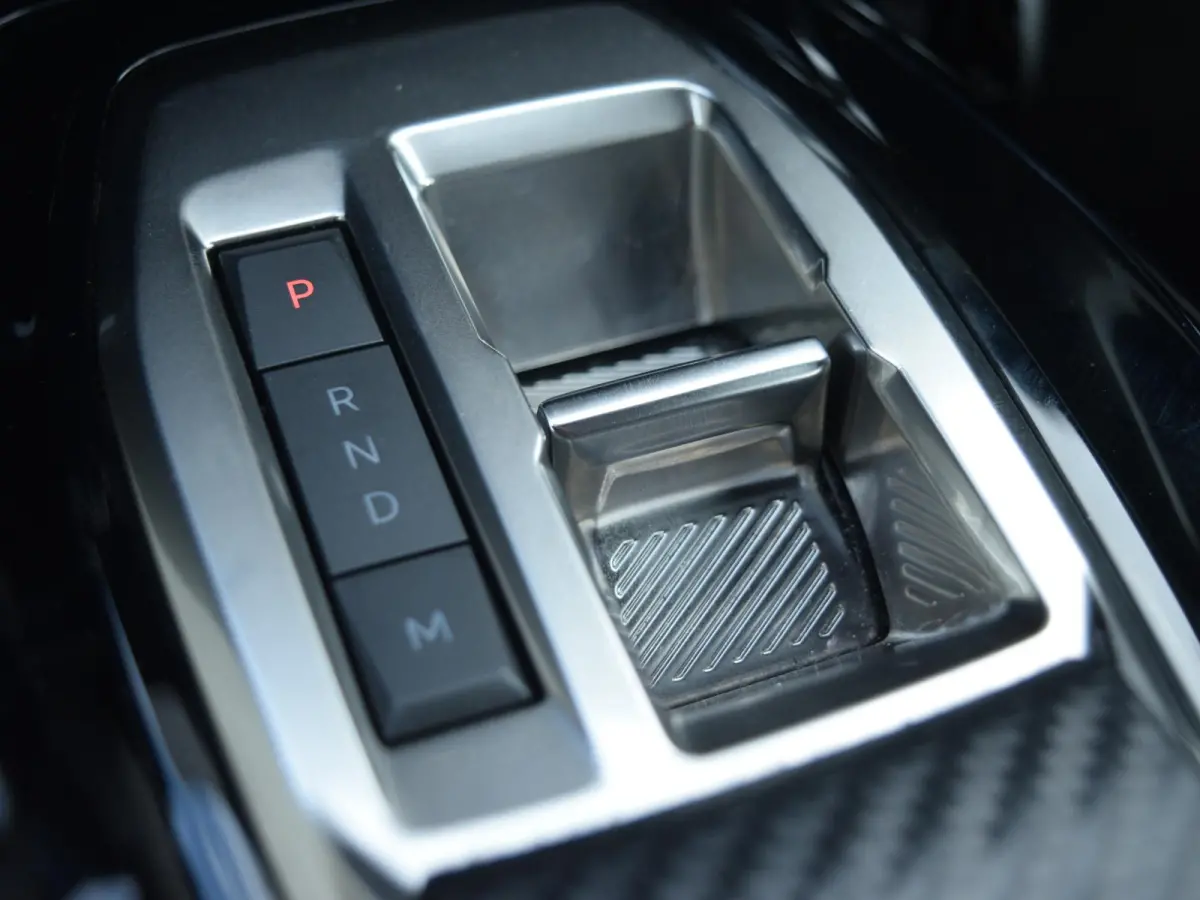 1.2 PureTech GT Pack l Stoel VW l Elektrische bestuurdersstoel l Schuif kantel dak l 360 camera