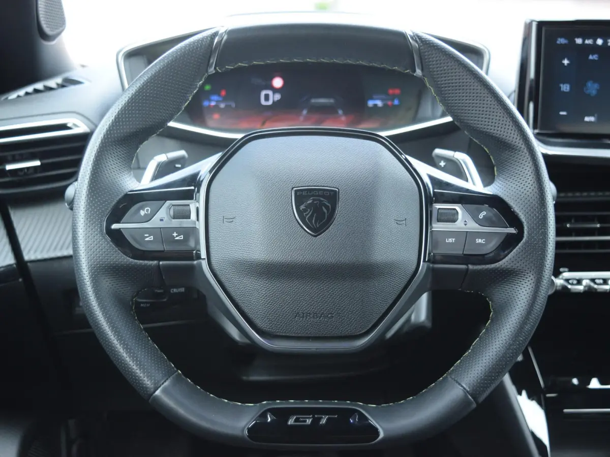 1.2 PureTech GT Pack l Stoel VW l Elektrische bestuurdersstoel l Schuif kantel dak l 360 camera