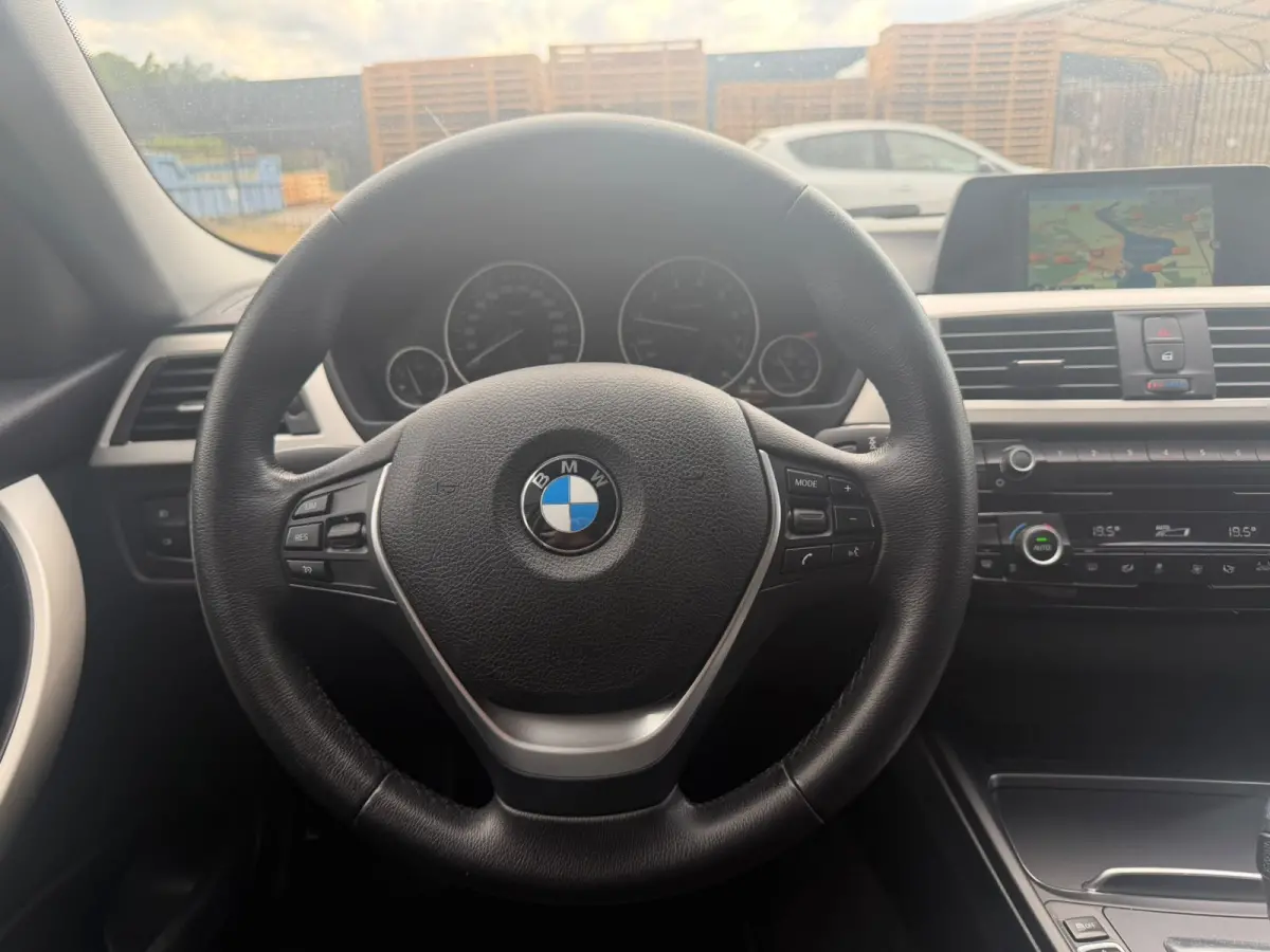 318i Centennial Executive | 3/6 OF 12 MND GARANTIE | NAVI | CLIMA | CRUISE | GOED ONDERHOUDEN |
