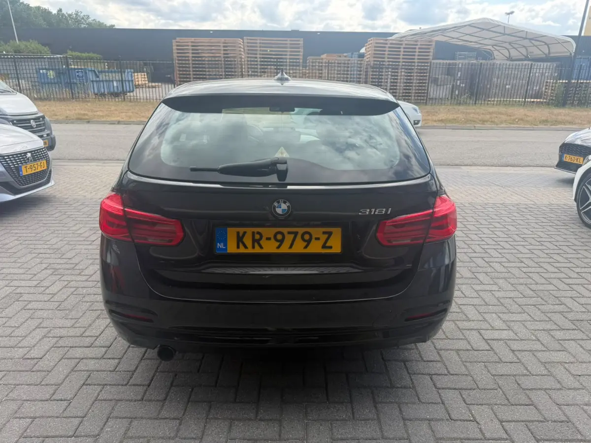 318i Centennial Executive | 3/6 OF 12 MND GARANTIE | NAVI | CLIMA | CRUISE | GOED ONDERHOUDEN |