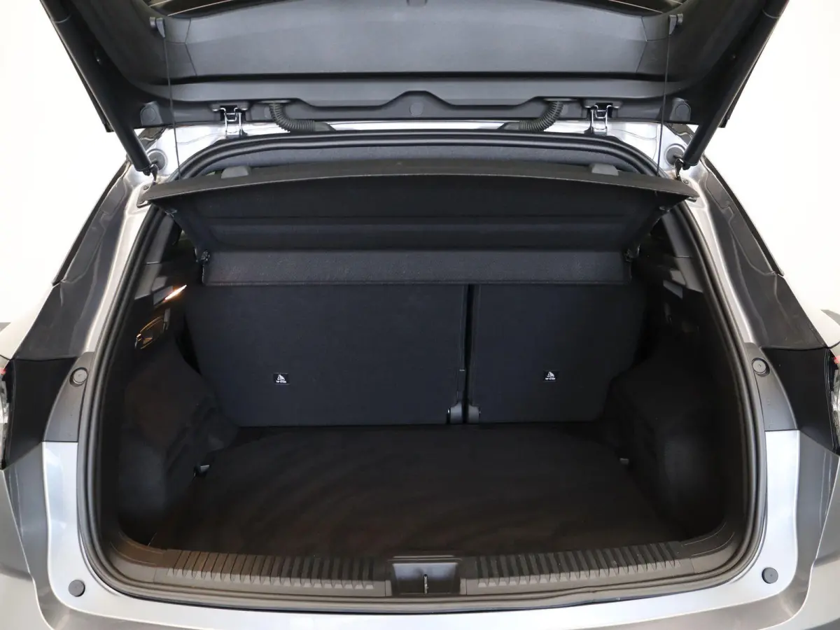 mild hybrid advanced 130pk techno | Trekhaak | 360 graden camera | Elektrisch verwarmbare voorruit | Dodehoekdetectie met correctie |