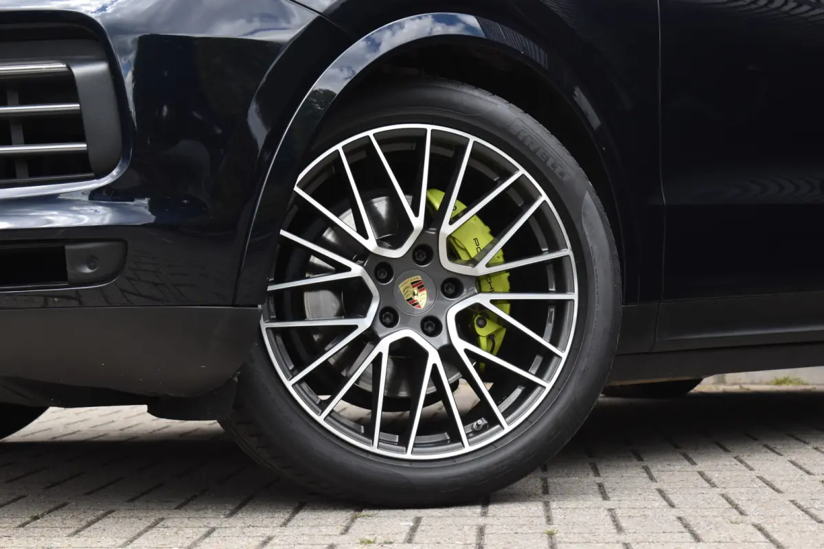 3.0 E-Hybrid Sport Chrono | Pano | Trekhaak | 360 Camera | Bose | Stuurverwarming | Luchtvering | Orig. NL |