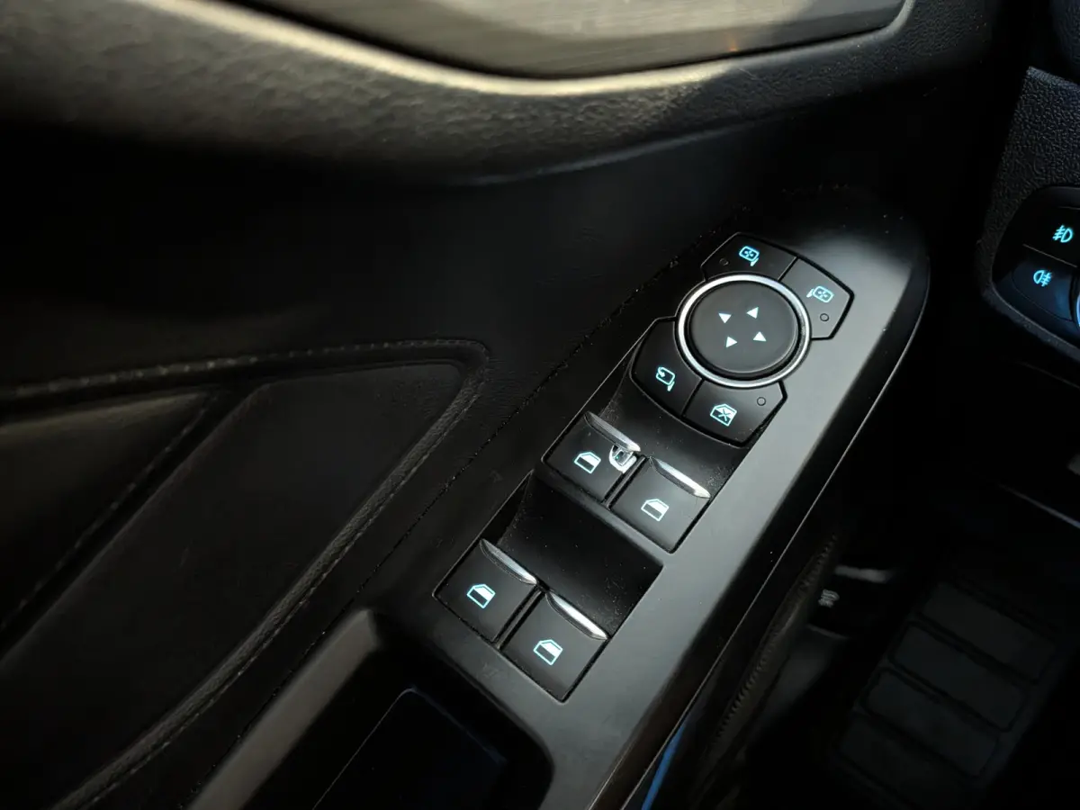 1.0 EcoBoost Titanium Business Automaat Apple Carplay, Trekhaak, Airco, Cruise Control