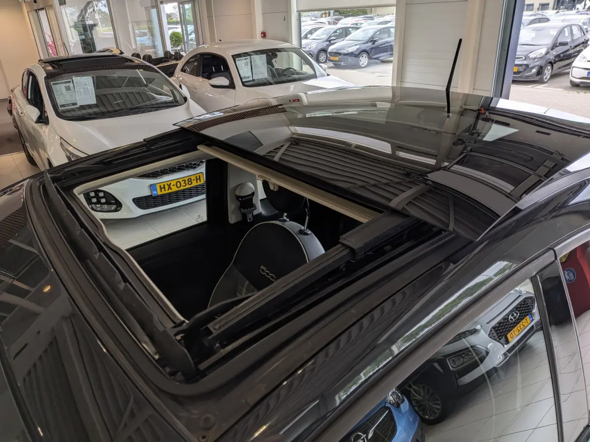 0.9 TwinAir Turbo Lounge Airco, Panoramadak, Stuurbekrachtiging