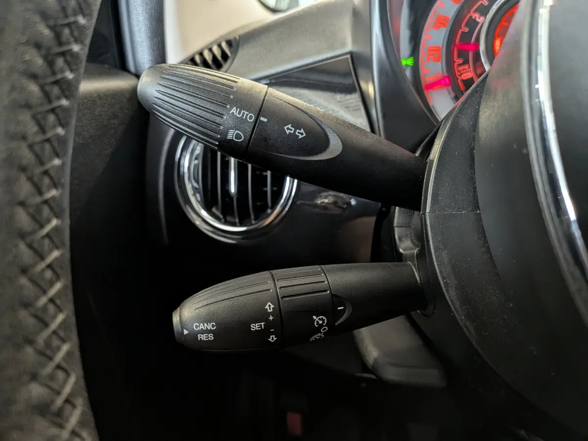 0.9 TwinAir Turbo Lounge Airco, Panoramadak, Stuurbekrachtiging
