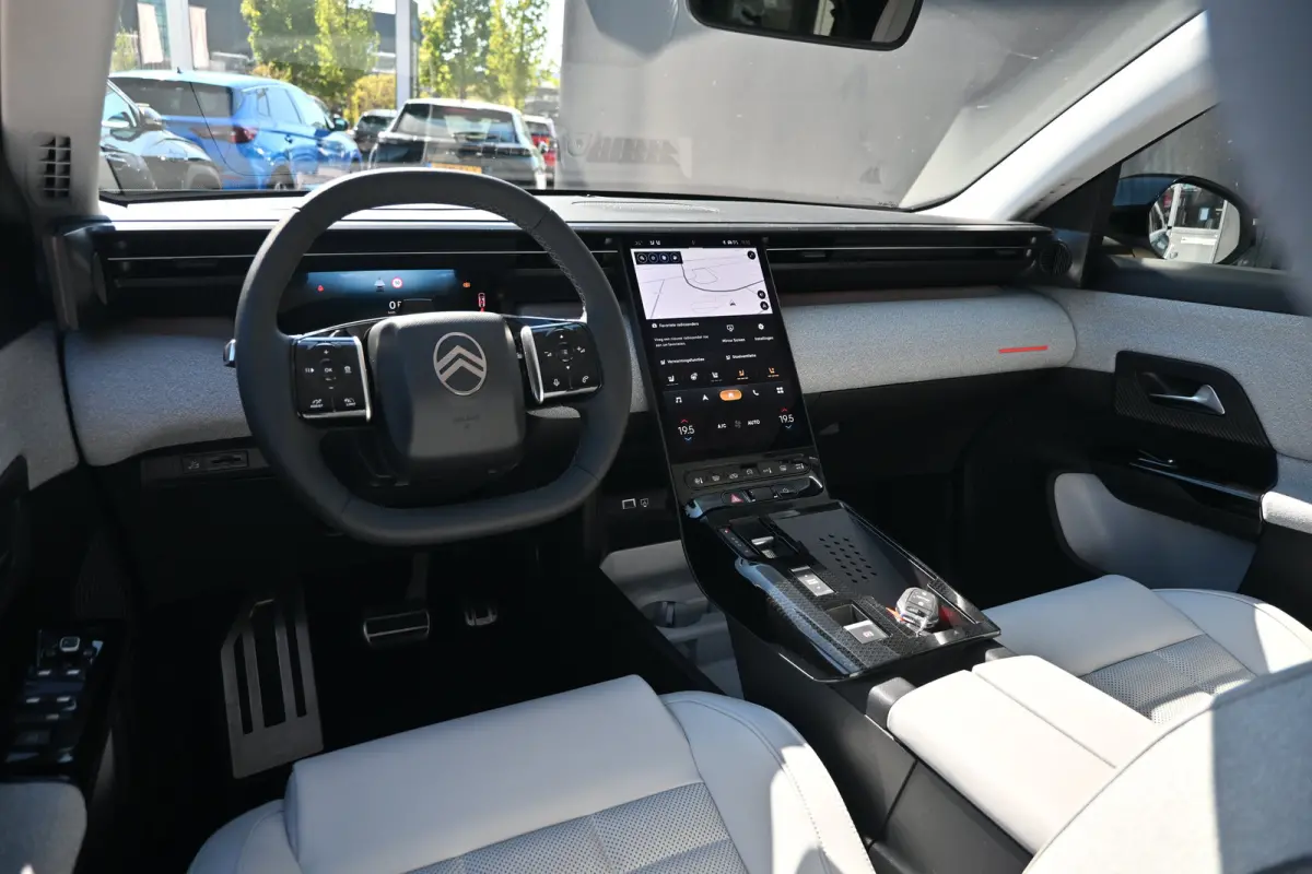 1.2 Hybrid 145 Max Tot 8 Jaar Garantie! | Vol-Leder | Adaptive Cruise | Massage | Elektr. Achterklep | 360 Camera | Stoelkoeling/verwarming | !!