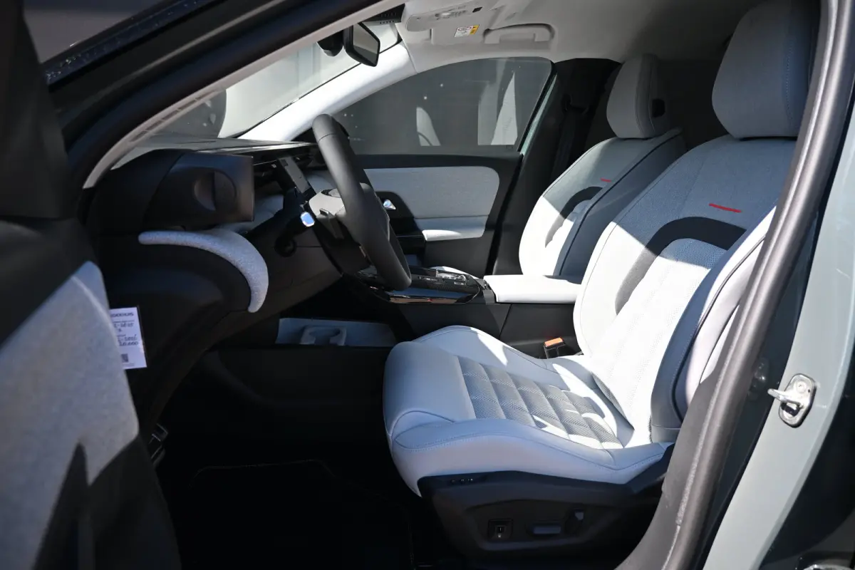 1.2 Hybrid 145 Max Tot 8 Jaar Garantie! | Vol-Leder | Adaptive Cruise | Massage | Elektr. Achterklep | 360 Camera | Stoelkoeling/verwarming | !!