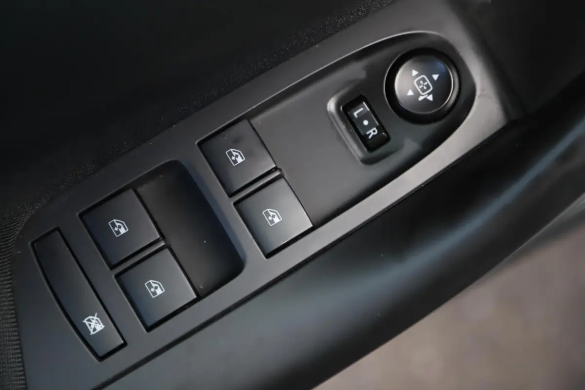 1.2 Business Edition 131PK Trekhaak LMV Navigatie Carplay Airco Cruise Parkeersensor