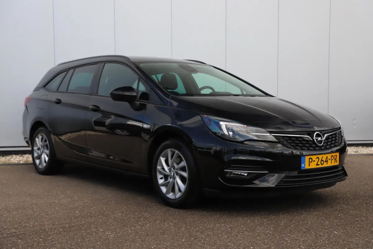 1.2 Business Edition 131PK Trekhaak LMV Navigatie Carplay Airco Cruise Parkeersensor