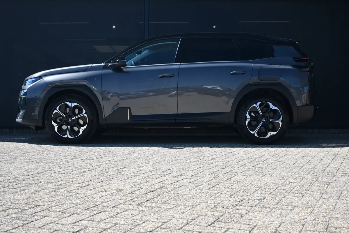 1.6 Plug-In Hybrid 195 Business Tot 8 Jaar Garantie! | 360 Camera | Adaptive Cruise | HeadUp-Display | Dodehoek-Detectie | Stuurverwarming | Elektr. Achterklep |
