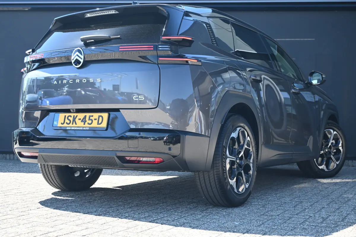 1.6 Plug-In Hybrid 195 Business Tot 8 Jaar Garantie! | 360 Camera | Adaptive Cruise | HeadUp-Display | Dodehoek-Detectie | Stuurverwarming | Elektr. Achterklep |