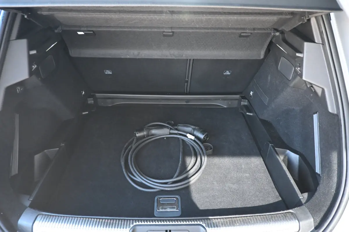 1.6 PHEV 300 4x4 Pallas | Schuif-/Kanteldak | Vol-Leder | Massage | Stuur/Stoelverwarming | Cruise Control Adaptief | Keyless-Entry | 7,4Kw Lader |